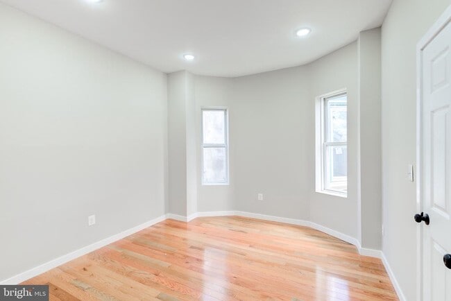 Building Photo - 5117 Kingsessing Ave