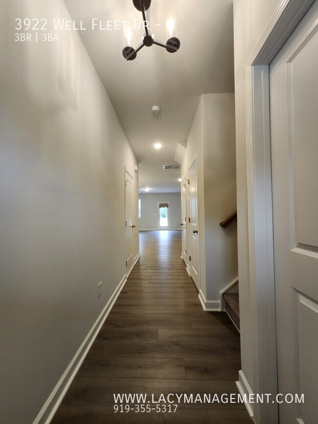 Building Photo - 3922 Well Fleet Dr