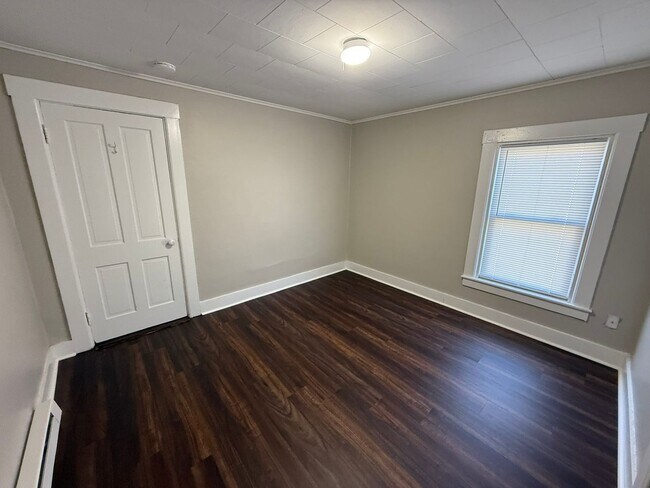 Building Photo - 45 Aspen St