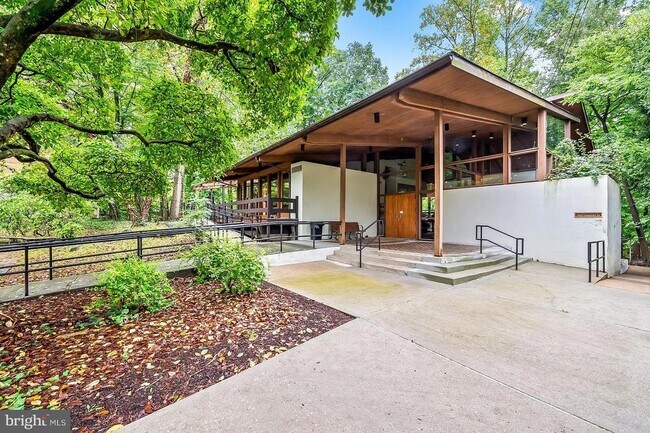 Building Photo - 42 Bouton Green Ct