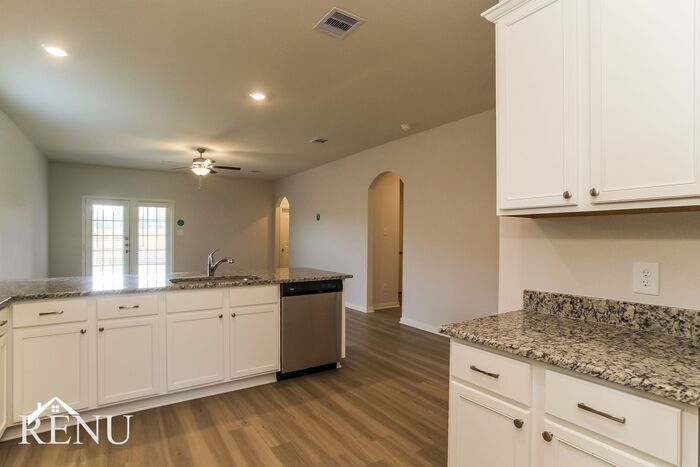 Building Photo - 10495 Red Cardinal Dr