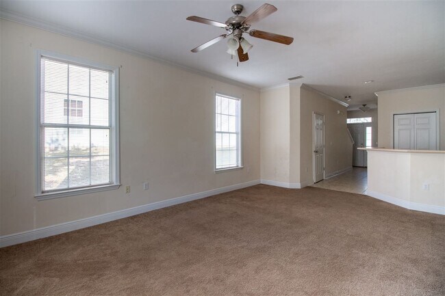 Building Photo - 1575 Paul Russell Rd