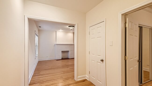Building Photo - 1734 W Estes Ave