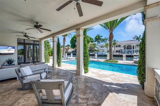 Building Photo - 156 Fiesta Way