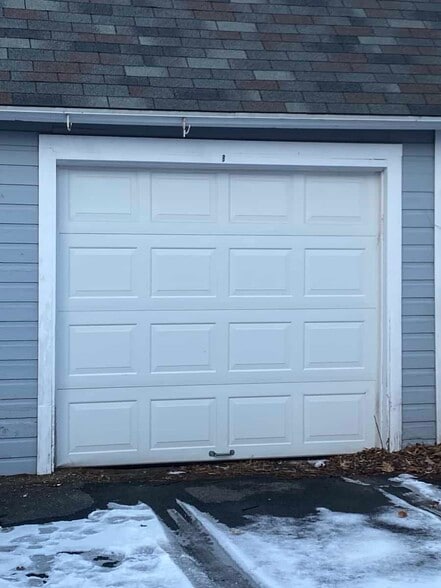 Building Photo - 107 Ferry St