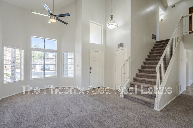 Building Photo - 1441 W Shellfish Dr