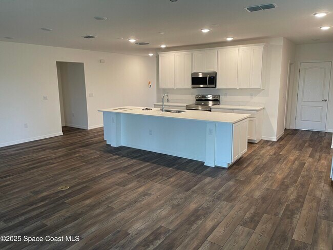 Building Photo - 2592 Pinwherry St NW