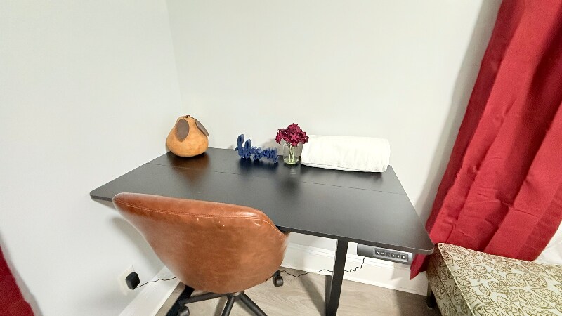 Building Photo - 141 Middle Tpke E