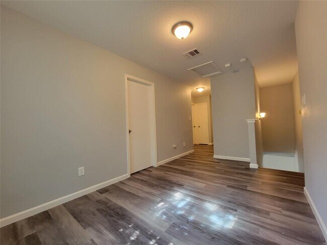 Building Photo - 111 Cermeno Cove