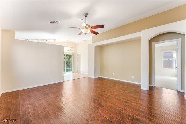 Building Photo - 5001 Light Springs Ave