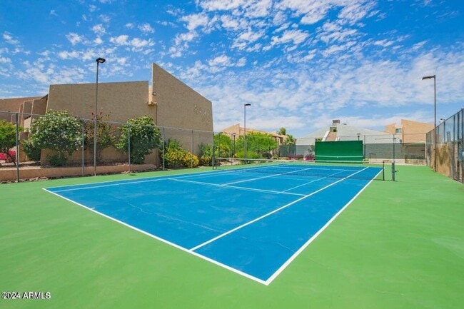 Building Photo - KE0001