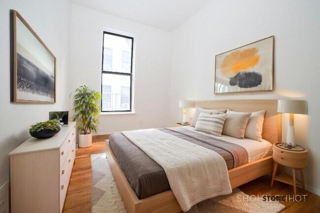 Building Photo - 2 bedroom in New York NY 10026