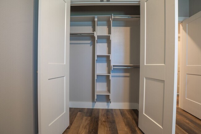 Building Photo - Spacious 3 bed 2 bath in Pea Ridge