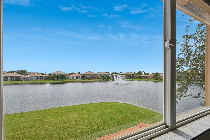 Building Photo - 6224 Reynolds St