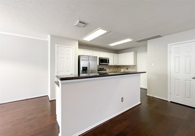 Building Photo - 131 Anise Tree Pl