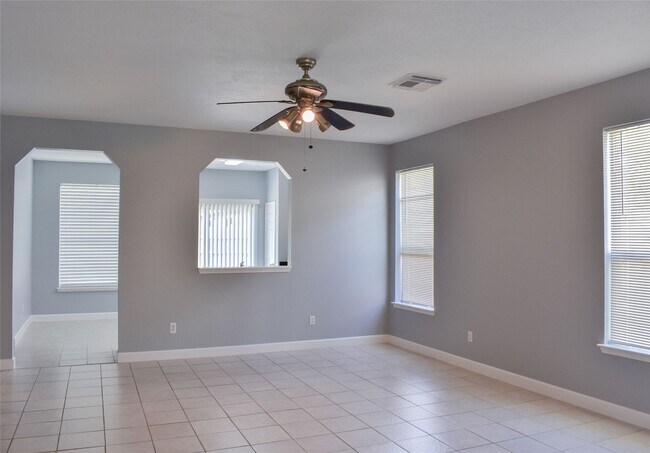 Building Photo - 1006 Addison Park Ln