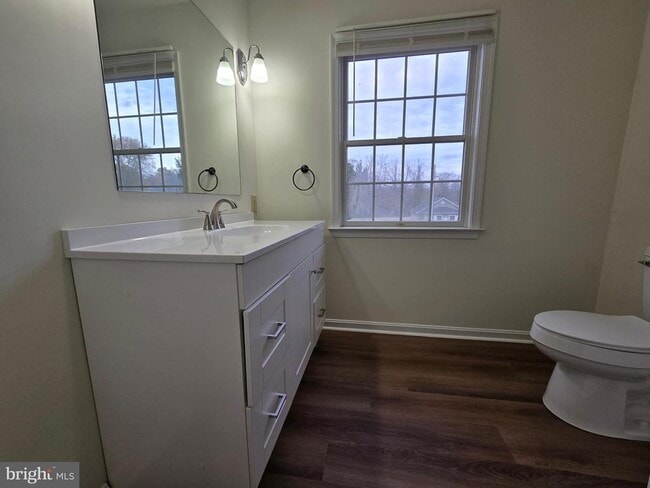 Building Photo - 116 Lowber St