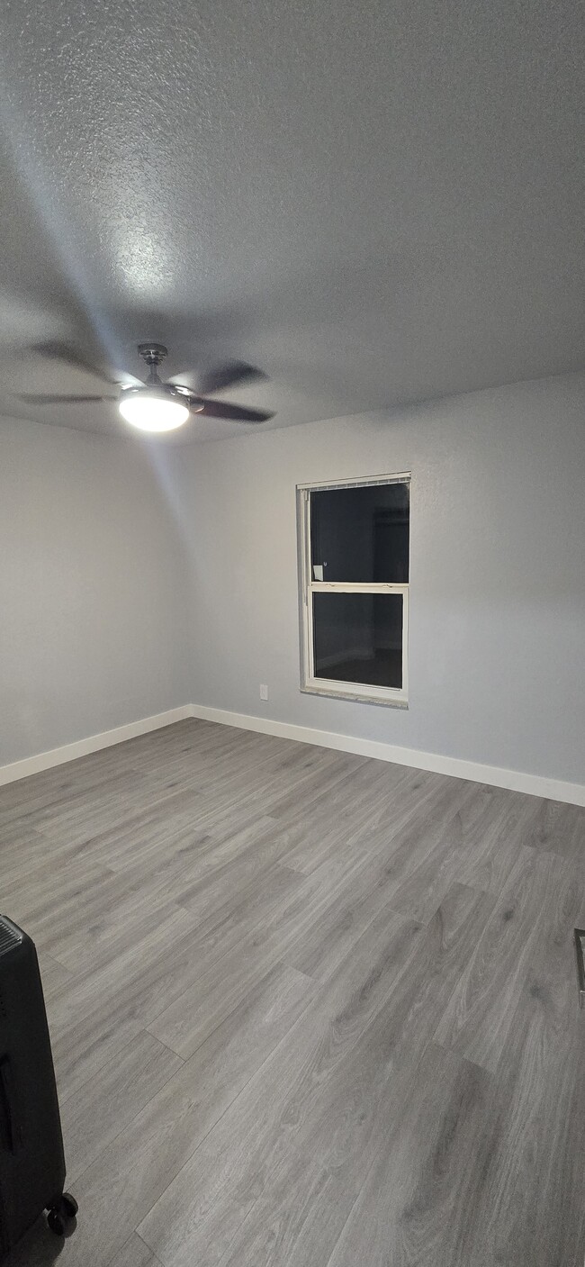 Building Photo - 2044 44th St S