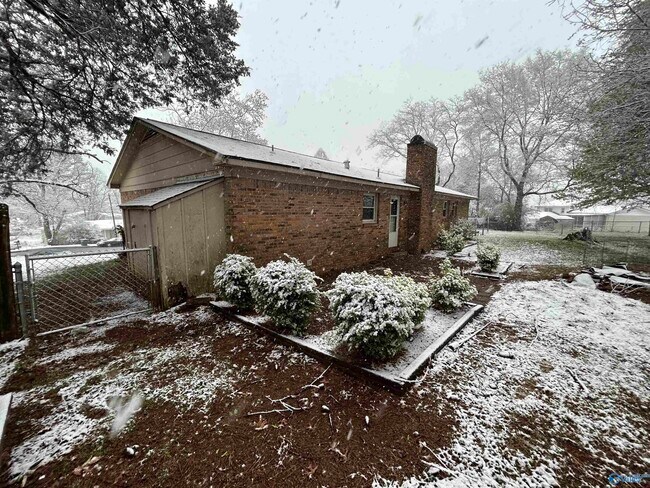 Building Photo - 4017 Summerhill Pl NW