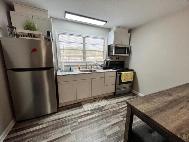 Building Photo - 3213 Willis St