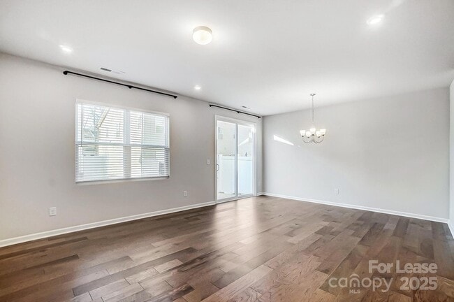 Building Photo - 7014 Fairmile Run