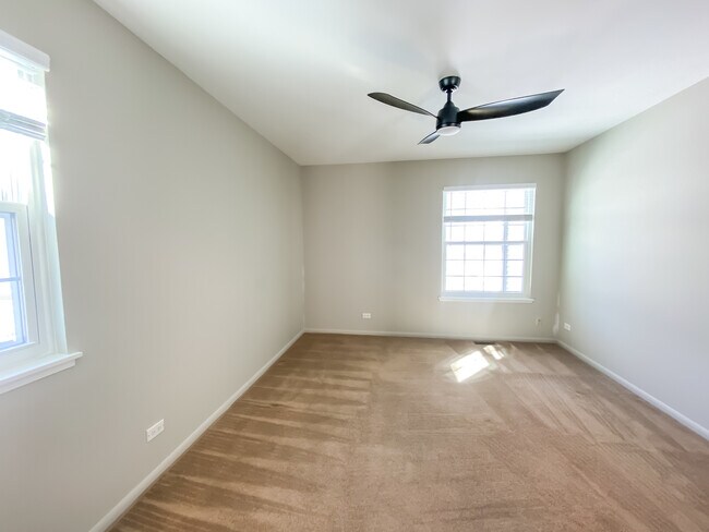 Building Photo - 643 Wilbur Ct