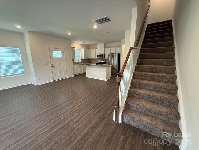 Building Photo - 3204 Lilac Grove Dr