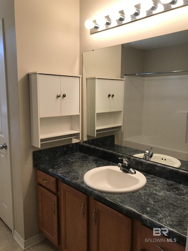 Building Photo - 25855 Argonne Dr