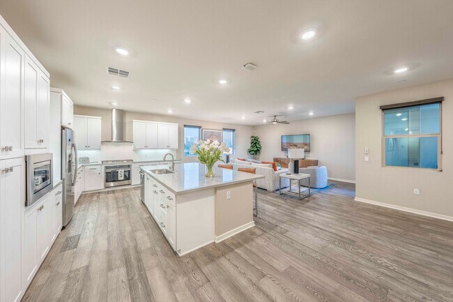 Building Photo - 113 Bowery