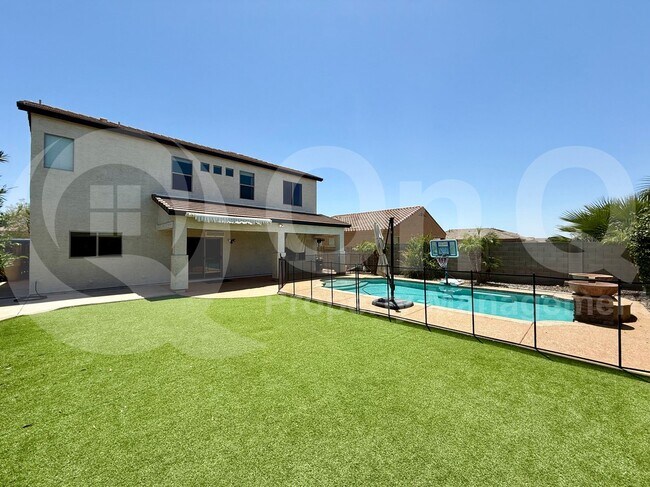 Building Photo - 11434 E Cliffrose Ln