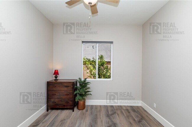 Building Photo - 32176 Golden Eye Dr