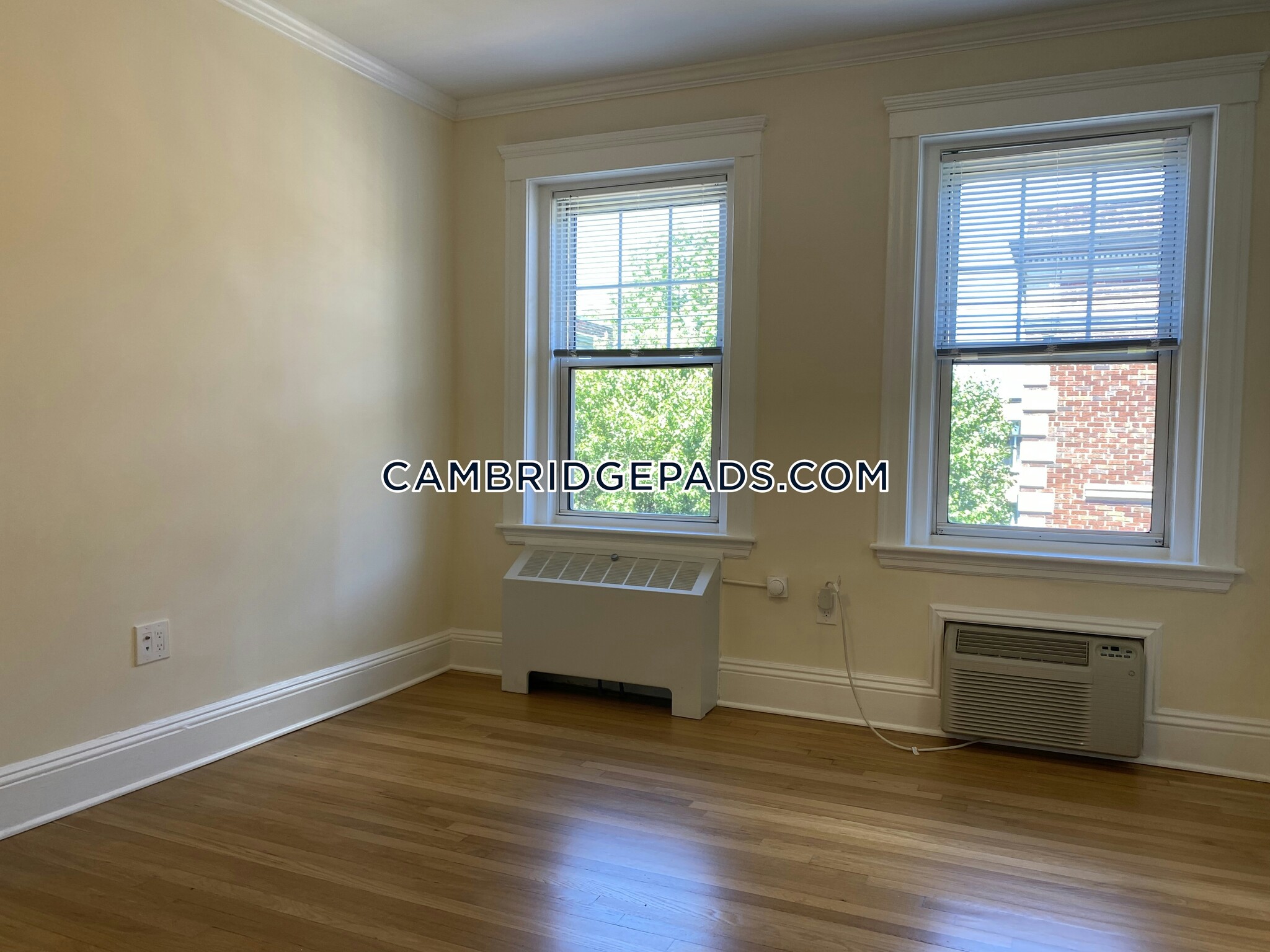 Building Photo - 22 Chauncy St