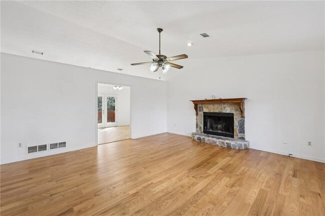 Building Photo - 601 Cotton Cove Way