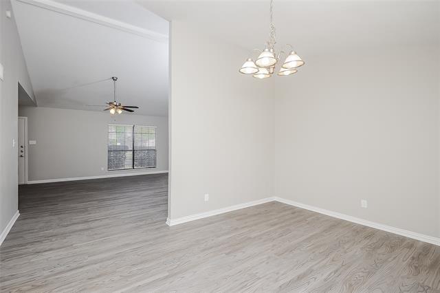 Building Photo - 2817 Carnaby Ln
