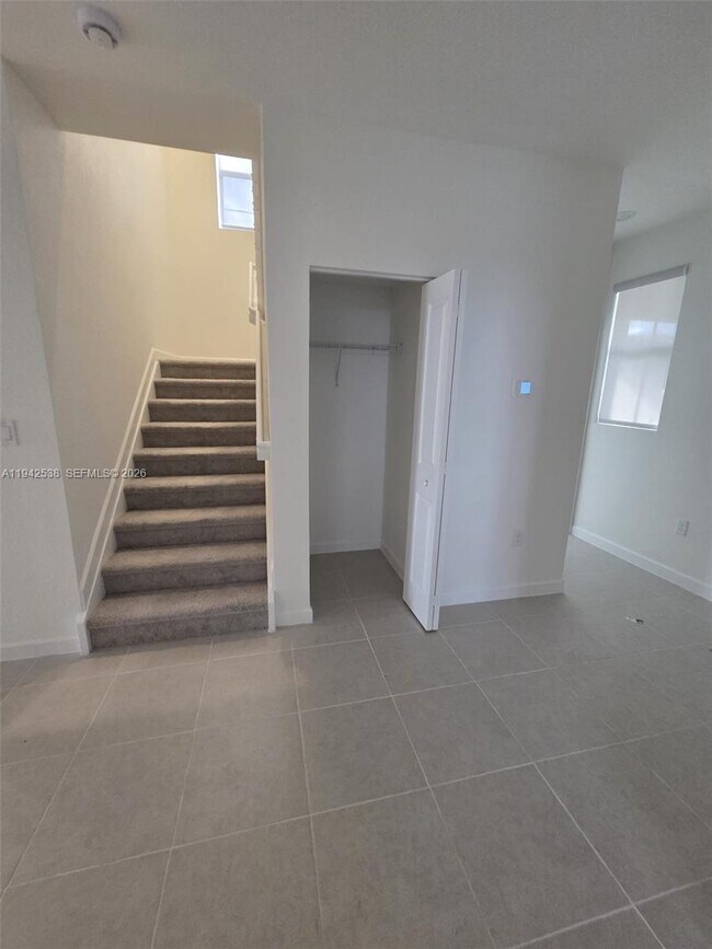 Building Photo - 16303 SW 147th Ave