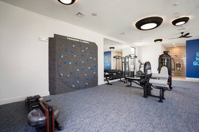 Building Photo - 1111 Shepherd Dr