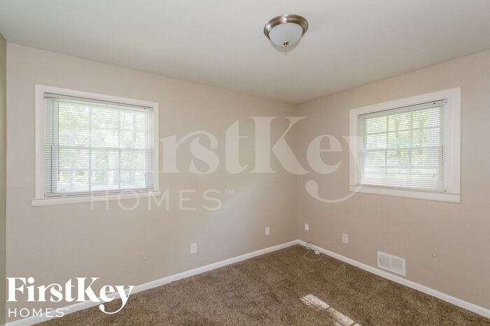 Building Photo - 4083 Vale Ct