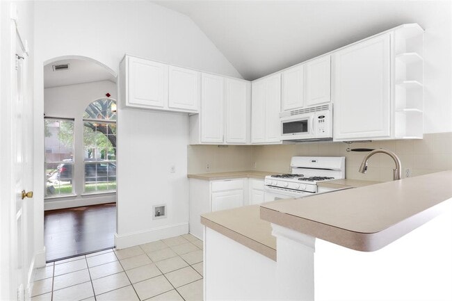 Building Photo - 2308 Kimra Ln