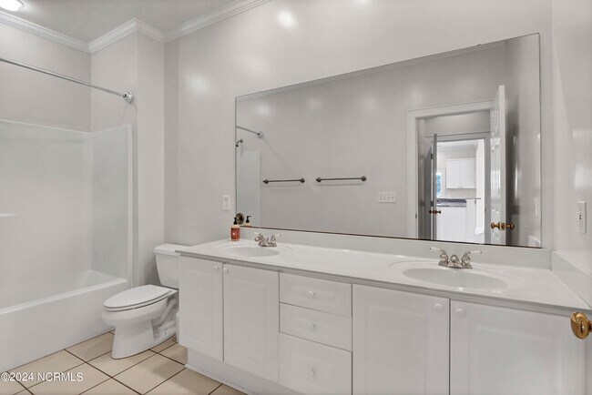 Building Photo - 1064 Headwater Cove Ln
