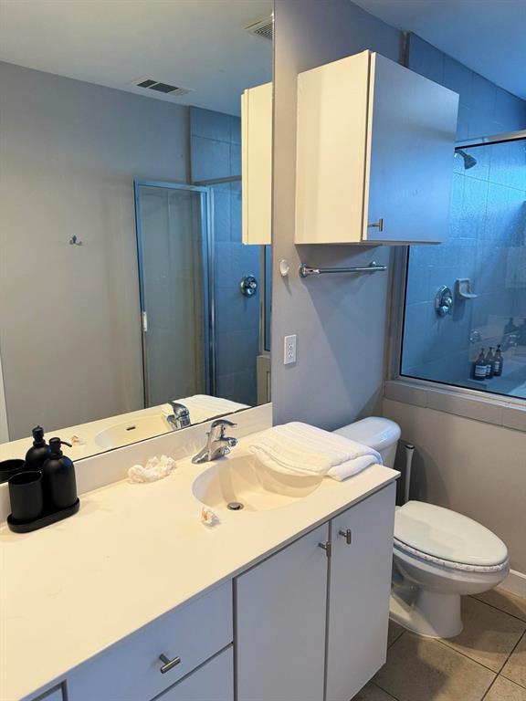 Building Photo - 6908 Yellowstone Way Dr