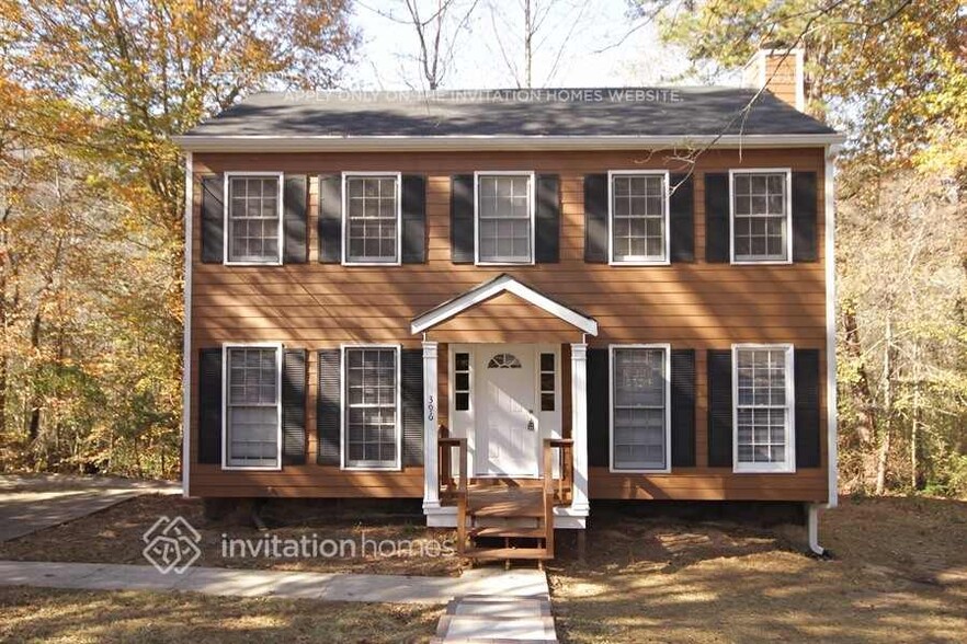 Primary Photo - 396 Shamrock Ct