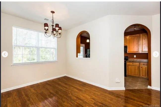 Building Photo - 14723 Lions Paw St