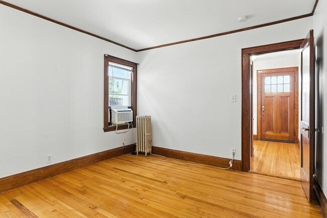 Building Photo - 29 Arbroth St