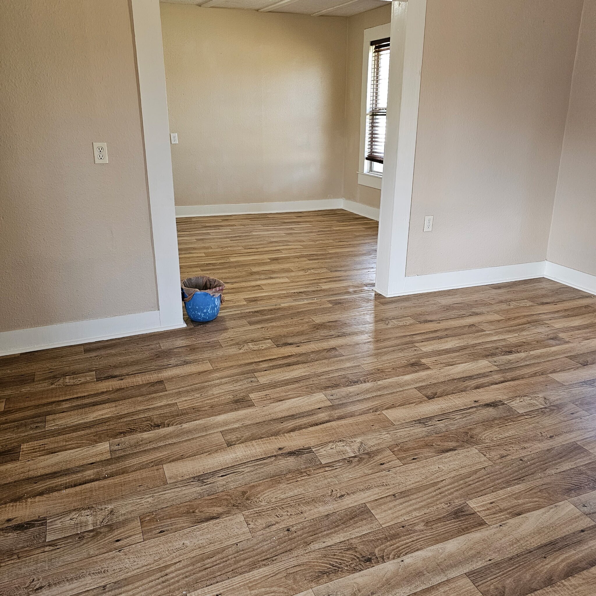 Building Photo - 5051 State Hwy 135 N