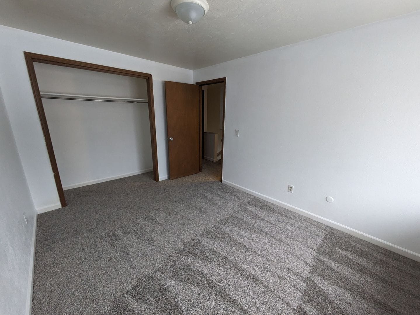 Building Photo - 11065 Pinyon Dr