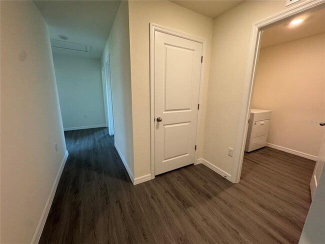 Building Photo - 36033 Sunflower Hl Dr