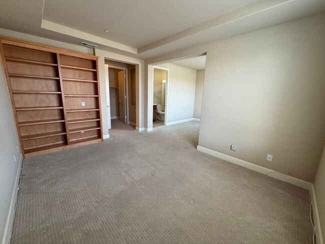 Building Photo - Apple Valley 55 + Senior Resort Living Com...