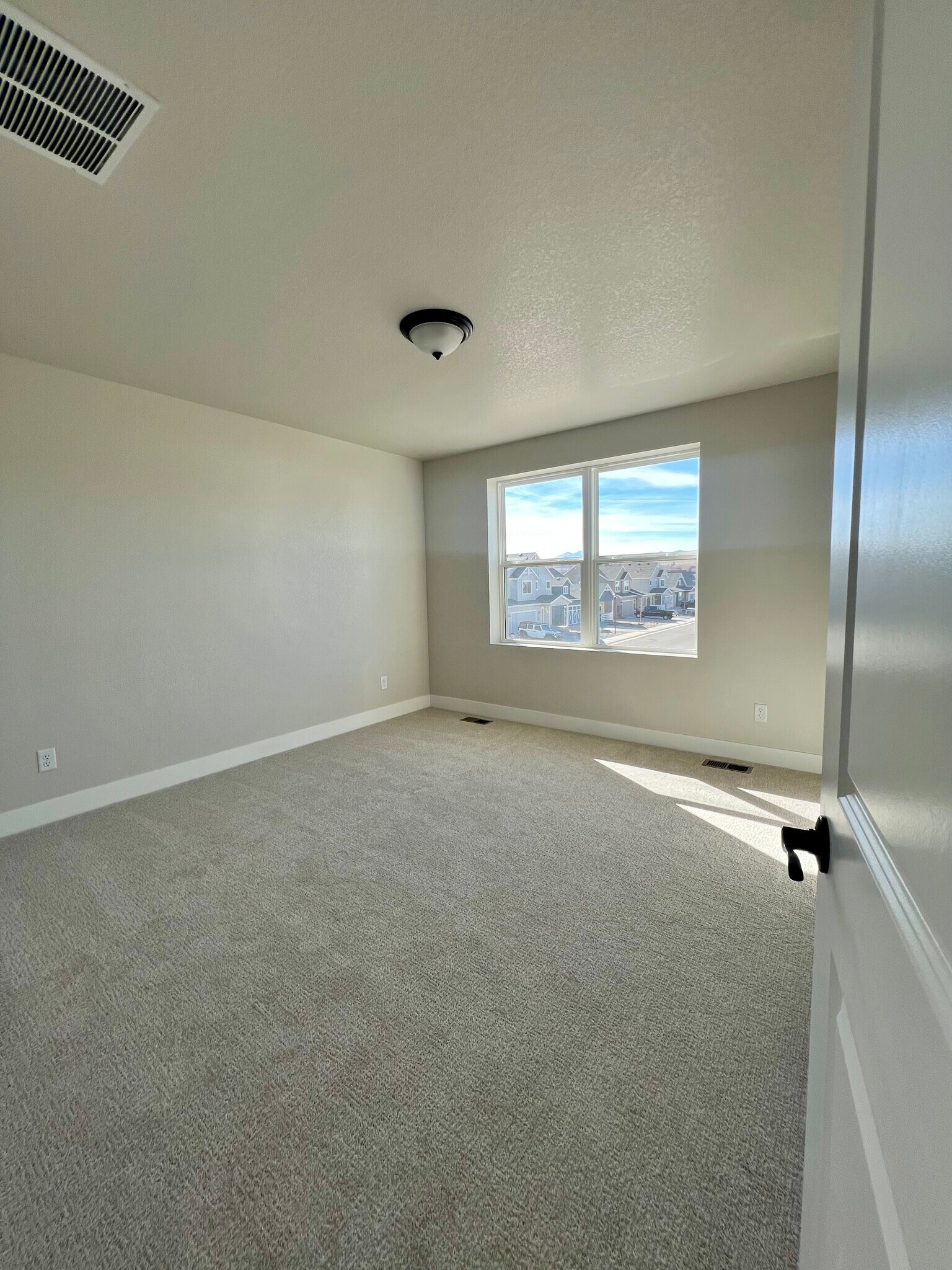 Building Photo - 4705 Whistler Dr