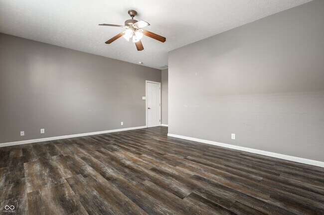 Building Photo - 8342 Stark Dr