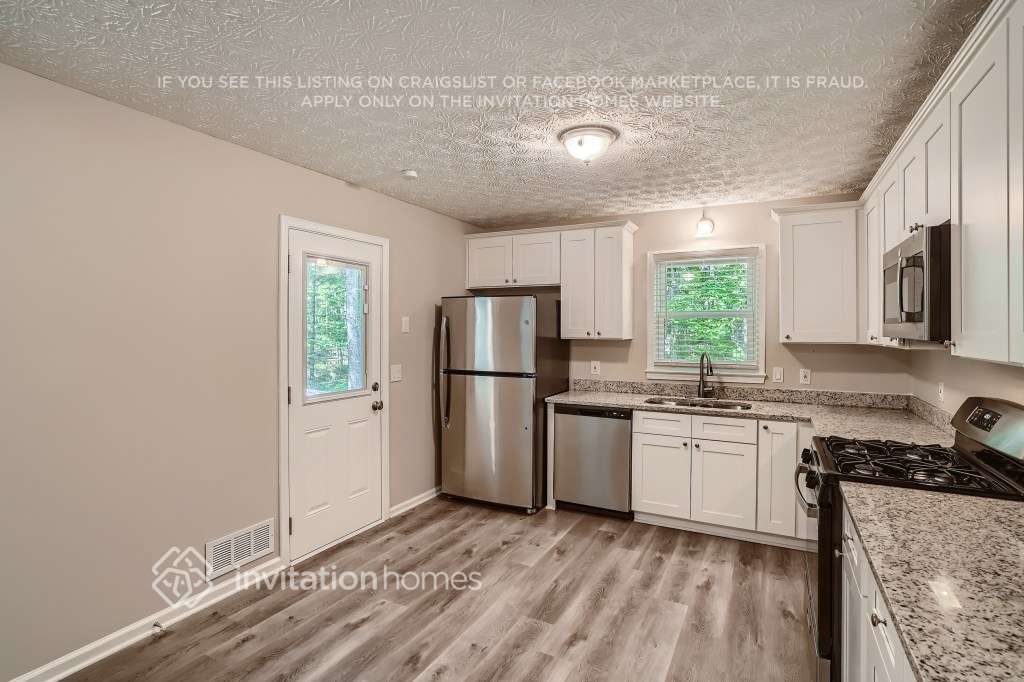 Building Photo - 250 Poole Bridge Dr